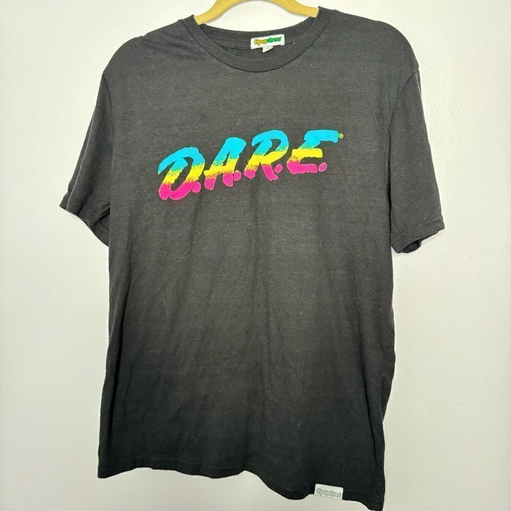 Tipsy Elves Dare tee size large
